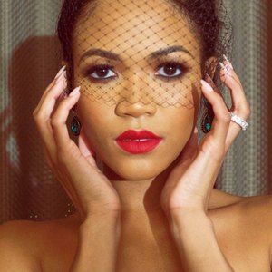 Meet your Posher, Terah